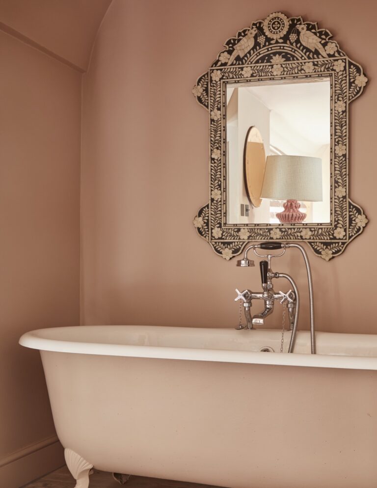 Junior Suite Room 12 Bath The George in Rye