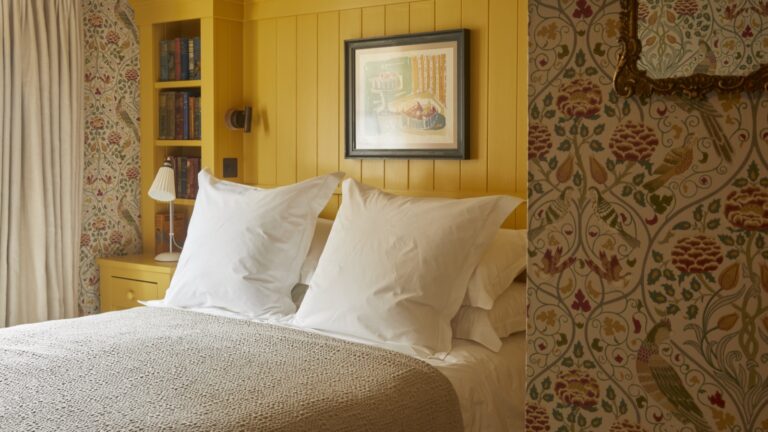 Queen Room 8 The George in Rye