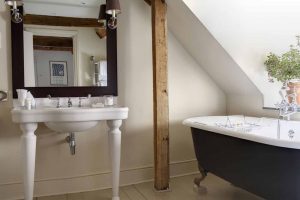 Room 10 bathroom The George in Rye Room 10 bathroom The George in Rye