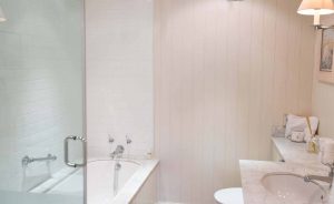 Room 20 bathroom The George in Rye Room 20 bathroom The George in Rye