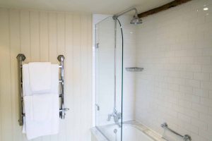 Room 9 bathroom The George in Rye Room 9 bathroom The George in Rye